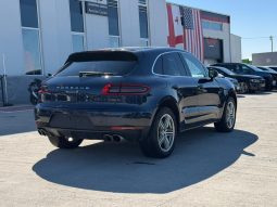 
										Porsche Macan full									