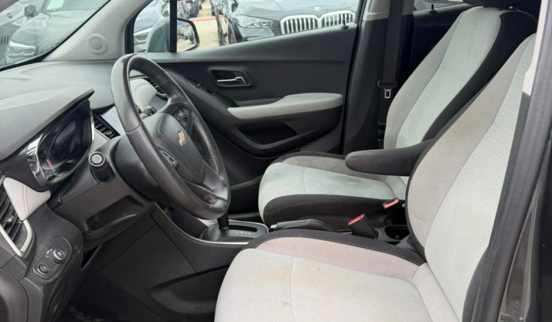 
								Chevrolet Trax full									