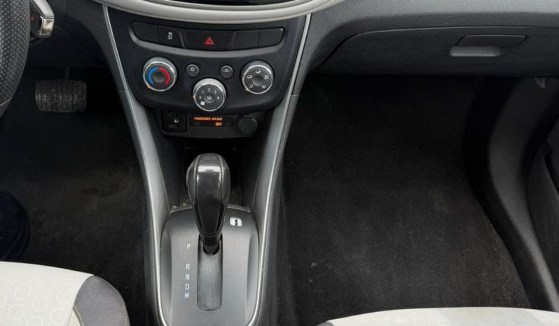 
								Chevrolet Trax full									