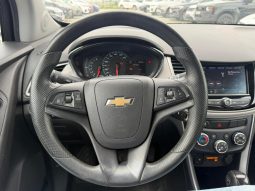 
										Chevrolet Trax full									