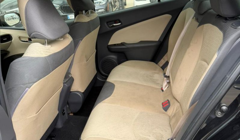 
								TOYOTA PRIUS full									