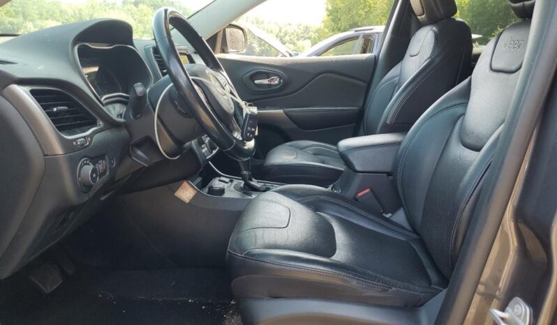 
								JEEP CHEROKEE full									