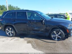 
										2022 Jeep Grand Cherokee full									