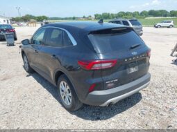 
										Ford Escape full									