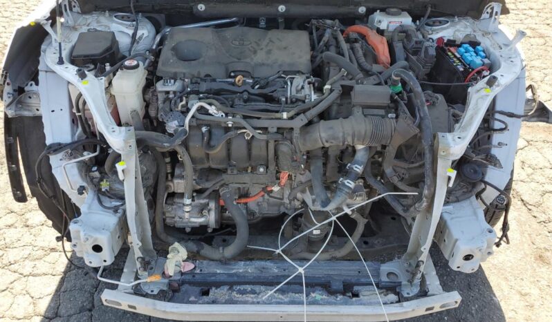 
								Toyota RAV4 full									