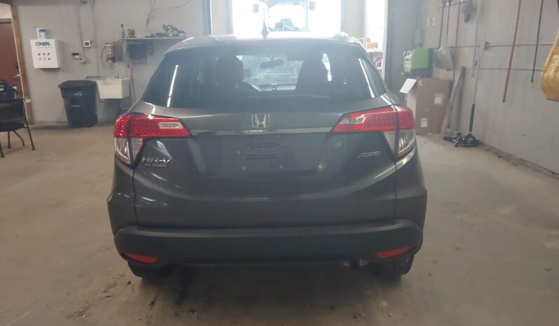 
								Honda HR-V full									