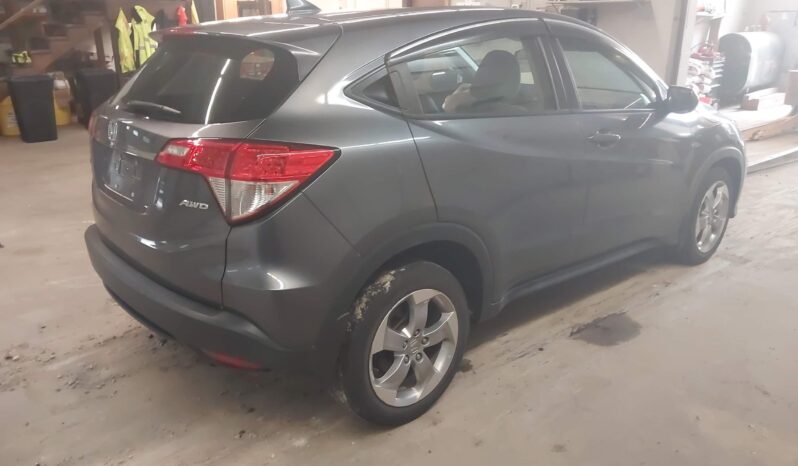 
								Honda HR-V full									
