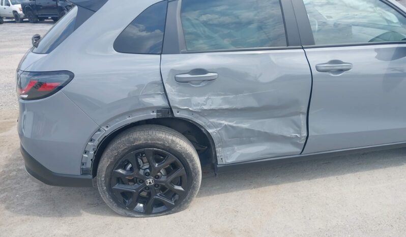 
								Honda HR-V full									