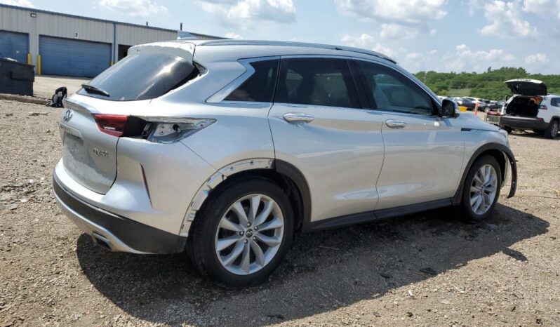 
								Infiniti QX50 full									