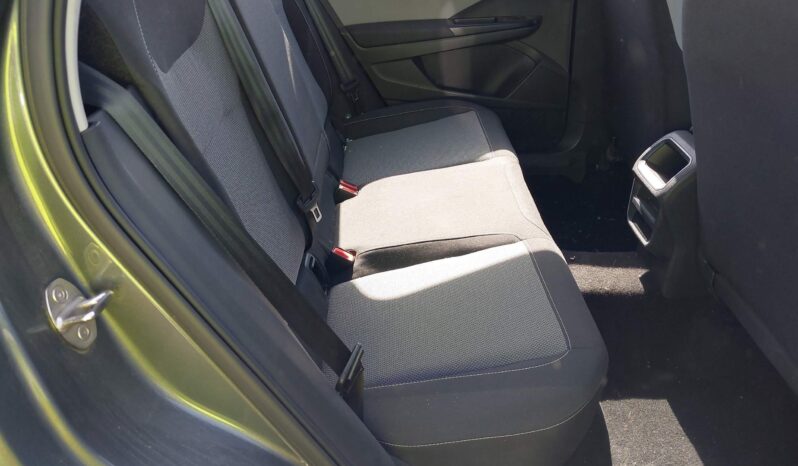 
								2023 Volkswagen Taos full									