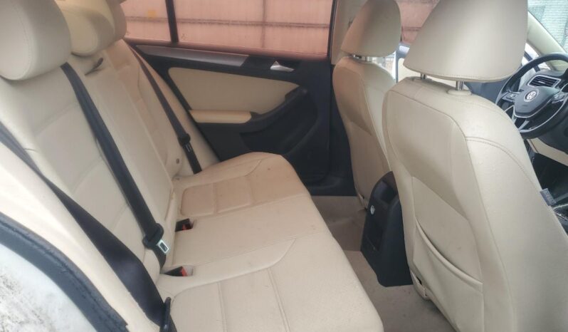 
								2015 Volkswagen Jetta full									