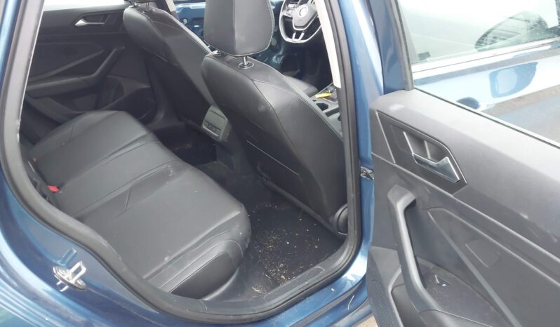 
								VOLKSWAGEN JETTA full									
