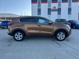 
										2018 Kia Sportage full									