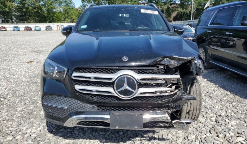 
								Mercedes-Benz GLE-Class full									