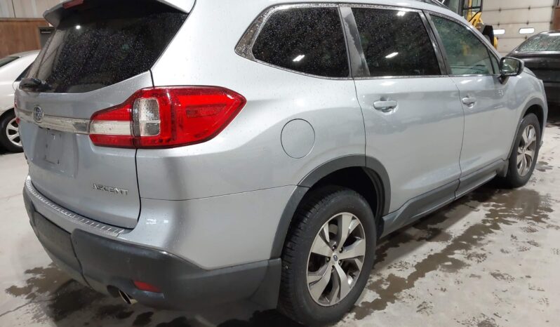 
								Subaru Ascent full									