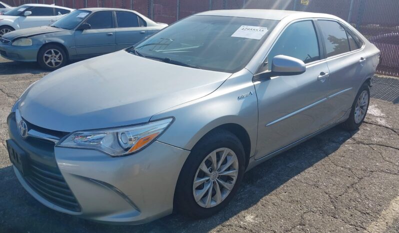 
								Toyota Camry full									