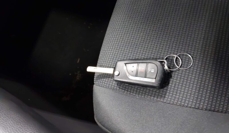 
								TOYOTA RAV4 full									