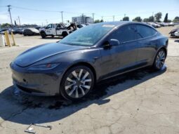 
										Tesla MODEL 3 full									
