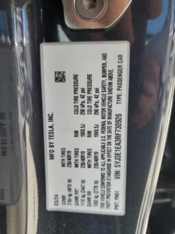 
										Tesla MODEL 3 full									