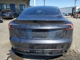 
										Tesla MODEL 3 full									