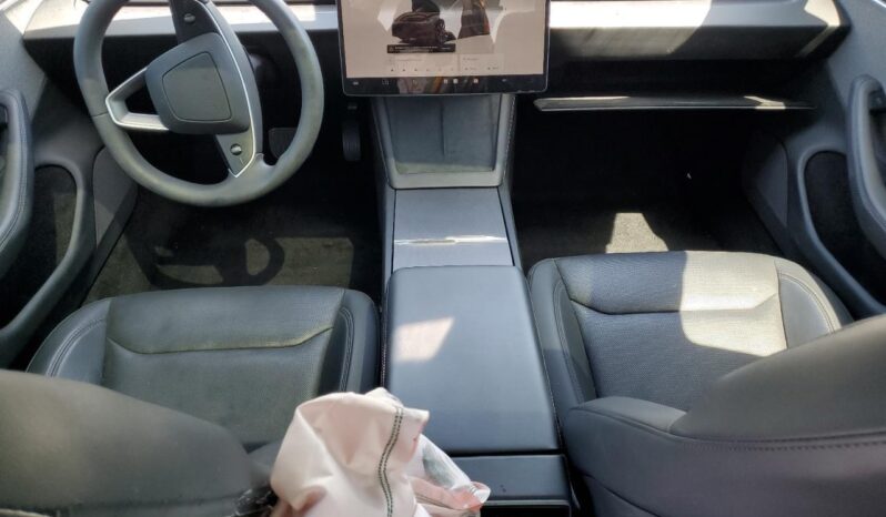 
								Tesla MODEL 3 full									