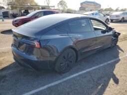 
										Tesla MODEL 3 full									
