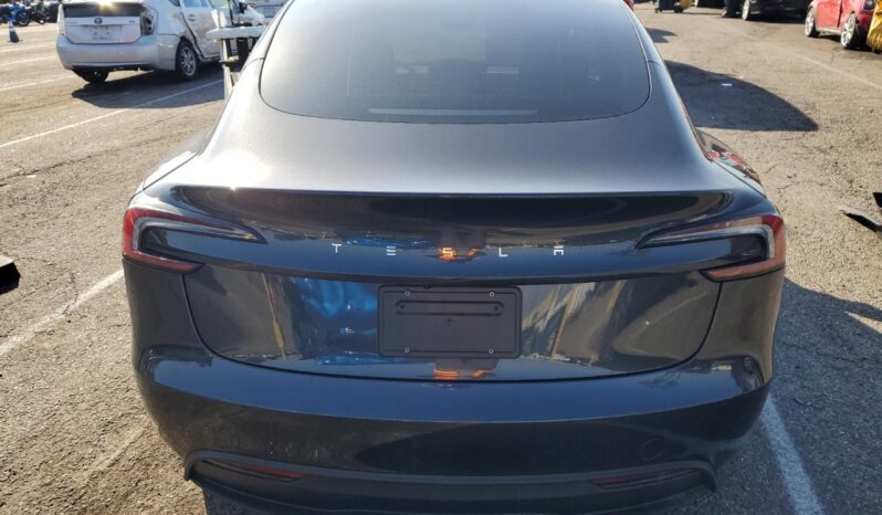 
								Tesla MODEL 3 full									