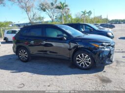 
										2024 Toyota Corolla Cross Hybrid full									