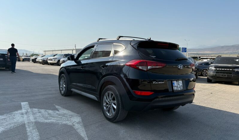 
								HYUNDAI TUCSON full									