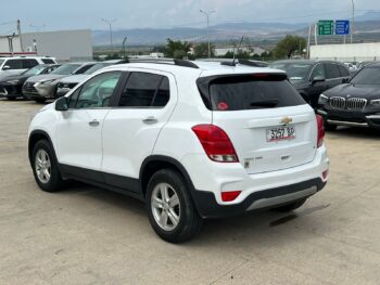 CHEVROLET TRAX