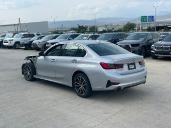 BMW 330I