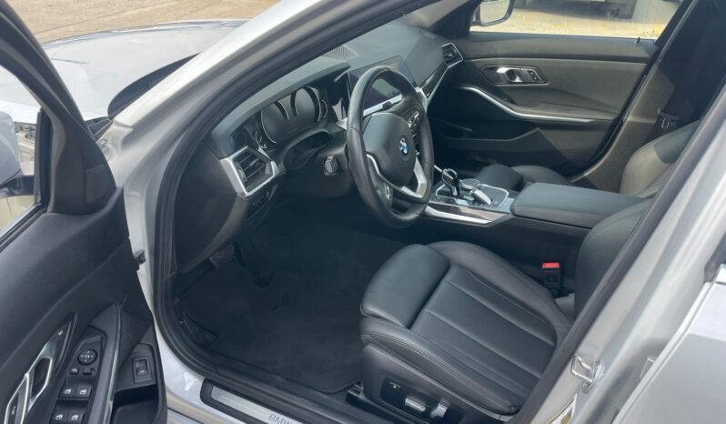 
								BMW 330I full									