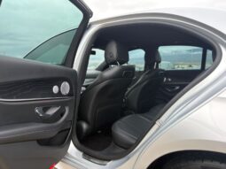 
										Mercedes-Benz E 300 full									