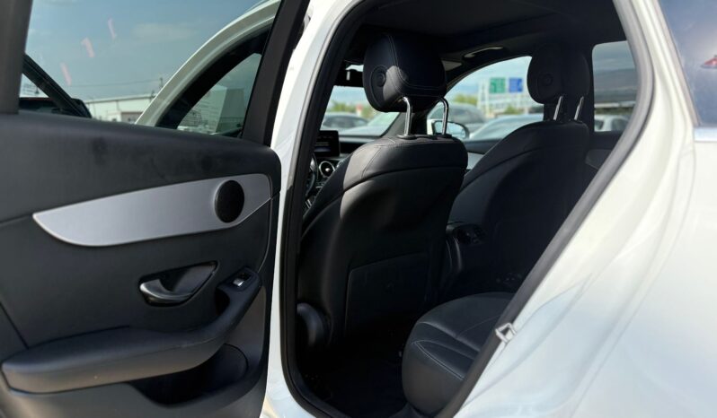
								MERCEDES-BENC GLC 300 full									