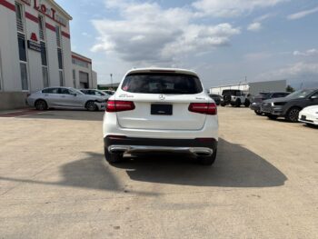 MERCEDES-BENC GLC 300