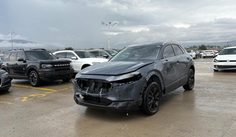 
								MAZDA CX-30 full									