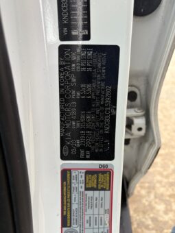 
										KIA NIRO full									