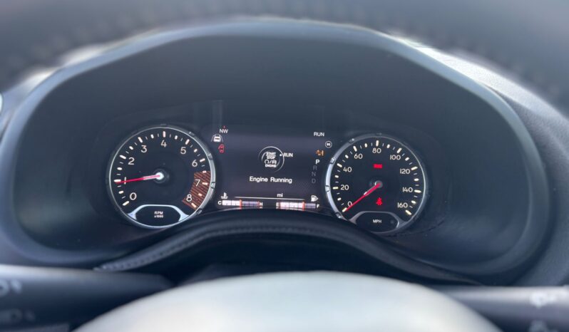 
								JEEP RENEGADE full									