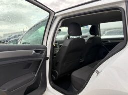 
										Volkswagen Golf full									