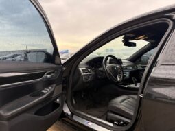 
										BMW 740i full									
