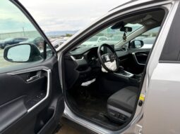 
										TOYOTA RAV4 full									