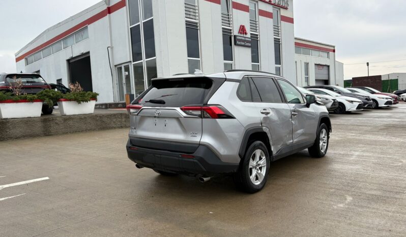 
								TOYOTA RAV4 full									