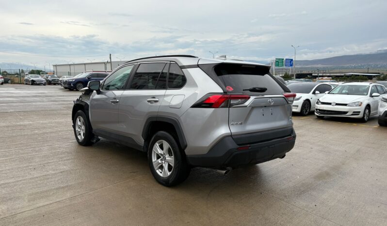 
								TOYOTA RAV4 full									