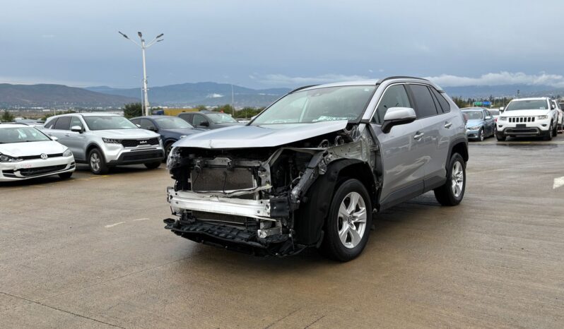 
								TOYOTA RAV4 full									