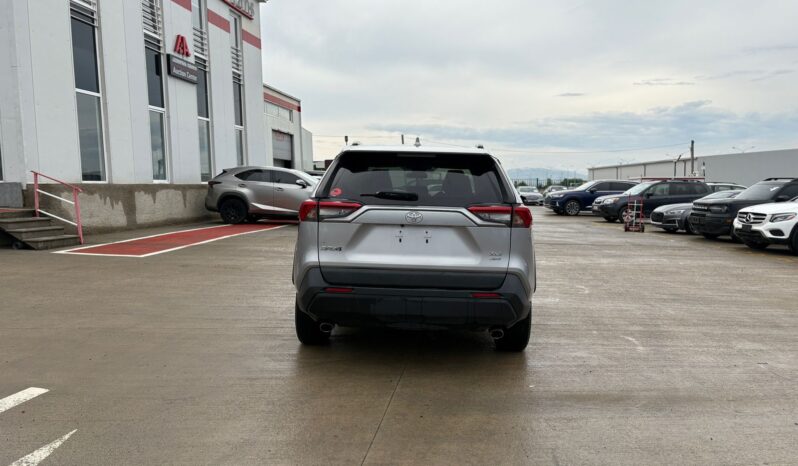 
								TOYOTA RAV4 full									
