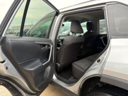 
										TOYOTA RAV4 full									
