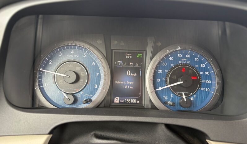 
								TOYOTA SIENNA XLE full									