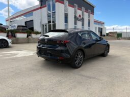 
										MAZDA 3 full									