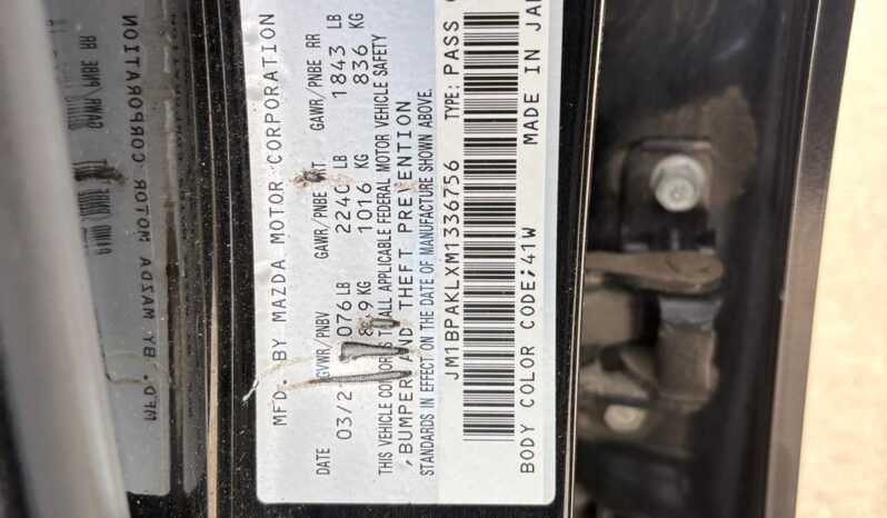 
								MAZDA 3 full									