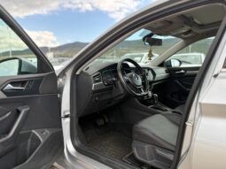
										VOLKSWAGEN JETTA full									